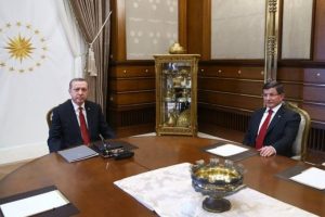 Cumhurbaşkanlığı'ndan Başbakan Davutoğlu g&ouml;r&uuml;şmesiyle ilgili a&ccedil;ıklama