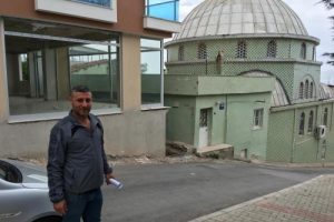 Ka&ccedil;ak b&ouml;l&uuml;m yıkılamayınca, apartmana ruhsat alınamadı