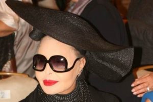 Hollywood'dan B&uuml;lent Ersoy'a teklif...