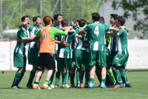 U14 Ligi'nde Bursaspor, Yeşil Bursa'yı yenerek finallere kaldı