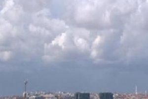 Elektrik y&uuml;kl&uuml; bulutlar hava trafiğini etkiledi