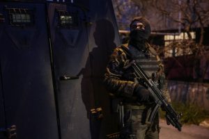 İstanbul'da &ouml;rg&uuml;te şafak operasyonu