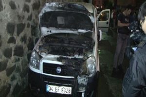 İstanbul'da 5 otomobil kundaklandı