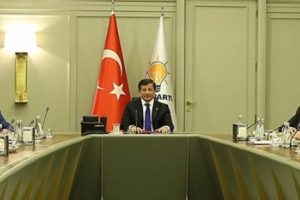 AK Parti MYK, Davutoğlu başkanlığında toplanacak
