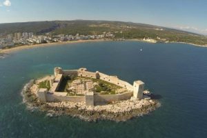 Drone tutkunu b&uuml;feciden Mersin tanıtımına destek