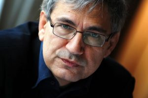 Pamuk: "İslam yanlısı h&uuml;k&uuml;metimiz daha da otoriterleşiyor"