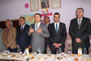 Vali'den HDP'li vekillere: Y&uuml;reğiniz yetiyorsa...