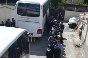 Gaziantep'teki saldırıyla ilgili 32 kişi tutuklandı