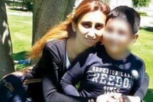 Karısını balkondan aşağı attı, 'intihar' dedi