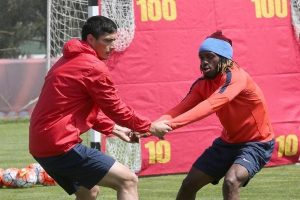 Trabzonspor, yabancı futbolcularına teklif bekliyor