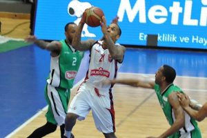 Uşak Sportif, Fenerbah&ccedil;e karşısında