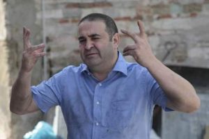 Şafak Sezer hastane balkonundan seslendi...