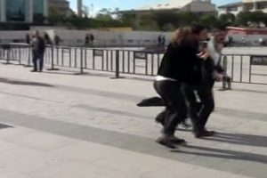 Can D&uuml;ndar'a saldıran kişinin polis kaydı kabarık