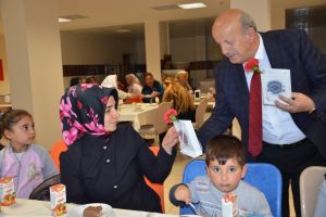 Bursa İznik Belediye Başkanı h&uuml;z&uuml;nl&uuml; anlar yaşadı