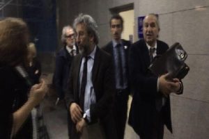 Can D&uuml;ndar saldırgan hakkında şikayette bulundu