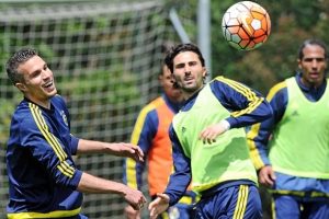 Fenerbah&ccedil;e, Başakşehir ma&ccedil;ı hazırlıklarını s&uuml;rd&uuml;rd&uuml;