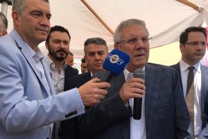 Aziz Yıldırım'dan "Fenerbah&ccedil;e'ye &uuml;ye olun" &ccedil;ağrısı