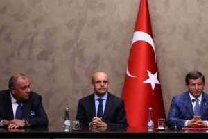 İki başbakan yardımcılığı vekaletsiz kaldı