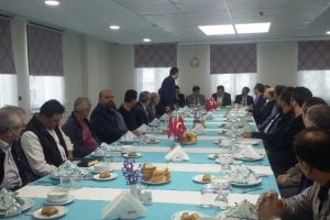 Ayakkabı &uuml;reticilerinin sorunları masaya yattı