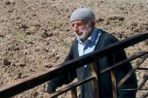 Kayıp olarak aranan yaşlı adamın derede cesedi bulundu