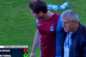 Trabzonsporlu futbolcu Musa Nizam hastaneye kaldırıldı!