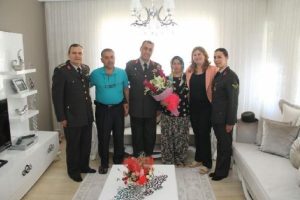 Bursa'da Anneler G&uuml;n&uuml;'nde şehit annelerine vefa