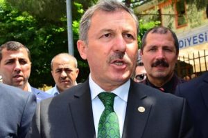 &Ouml;zdağ: Erdoğan ve Davutoğlu arasında fikir ayrılıkları oldu