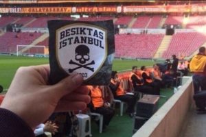 Beşiktaş taraftarı Arena'ya sızdı!