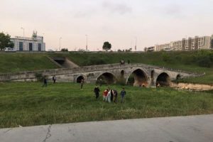 10 yaşındaki kayıp Demirhan'ı bulmak i&ccedil;in AFAD ve polisler seferber oldu