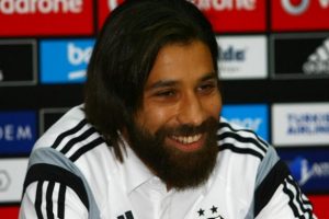 Olcay Şahan'ın "şampi... ne demek?" cevabı sosyal medyayı salladı