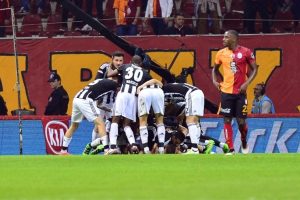 Galatasaray'da Avrupa i&ccedil;in tek yol T&uuml;rkiye Kupası...