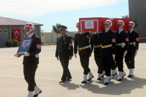 Bursa şehidi Nusaybin'den t&ouml;renle uğurlandı
