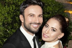 Tarkan'ın d&uuml;ğ&uuml;n pastası olay oldu...