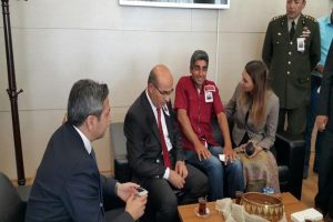 Şehit Y&uuml;zbaşı Fırat'ın cenazesi baba ocağında