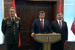 Davutoğlu'nun ilk durağı Genelkurmay Başkanlığı oldu