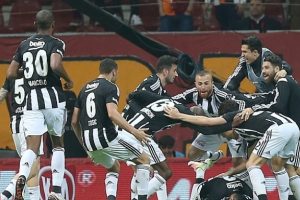 Beşiktaş, 4 puan daha kazanırsa şampiyonluğunu ilan edecek