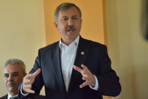 &Ouml;zdağ'dan Demirtaş'a 'Pinokyo' benzetmesi