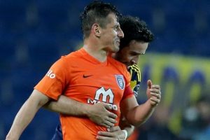 Emre Bel&ouml;zoğlu'nun gol sevin&ccedil;leri sosyal medyada olay oldu