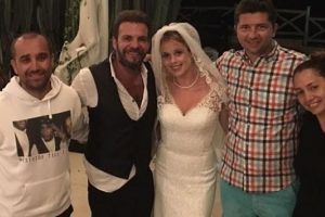 Tolga Karel ve Sarah Scotti &ccedil;ifti Dominik'te d&uuml;ğ&uuml;n yaptı