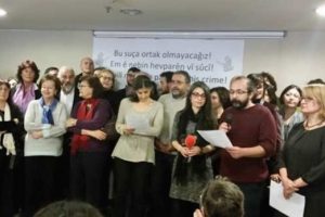 Barış i&ccedil;in Akademisyenler İnisiyatifi'ne Almanya'dan &ouml;d&uuml;l