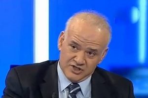 Ahmet &Ccedil;akar'dan flaş Aziz Yıldırım iddiası