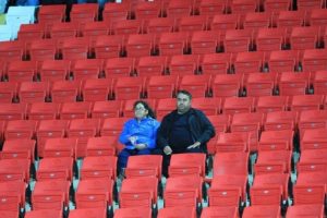 Anadolu kul&uuml;pleri boş trib&uuml;nlerden şikayet&ccedil;i