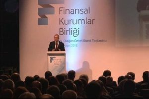 Şimşek: Lira y&uuml;zde 40'a yakın değer kaybetti