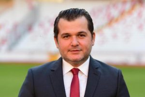 Antalyaspor galibiyeti taraftara hediye edecek