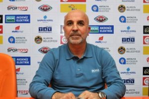 Alanyaspor'dan &ccedil;ok sert a&ccedil;ıklama!