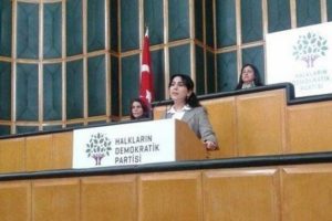 Y&uuml;ksekdağ: Erdoğan g&ouml;z&uuml;n&uuml; kapasın, Başbakanı se&ccedil;sin