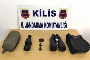 Suriye sınırında 2 d&uuml;rb&uuml;n ele ge&ccedil;irildi