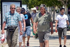 Bodrum'a denizden 440 ABD'li ve İngiliz turist