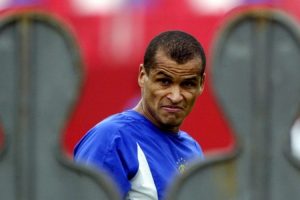 Rivaldo: "Rio'ya gelmeyin"