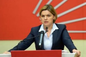 B&ouml;ke: Cari a&ccedil;ık sıcak para ve kaynağı belirsiz para girişleri ile finanse ediliyor